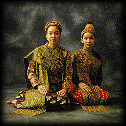 Tai-Lao women from Luang Prabang.